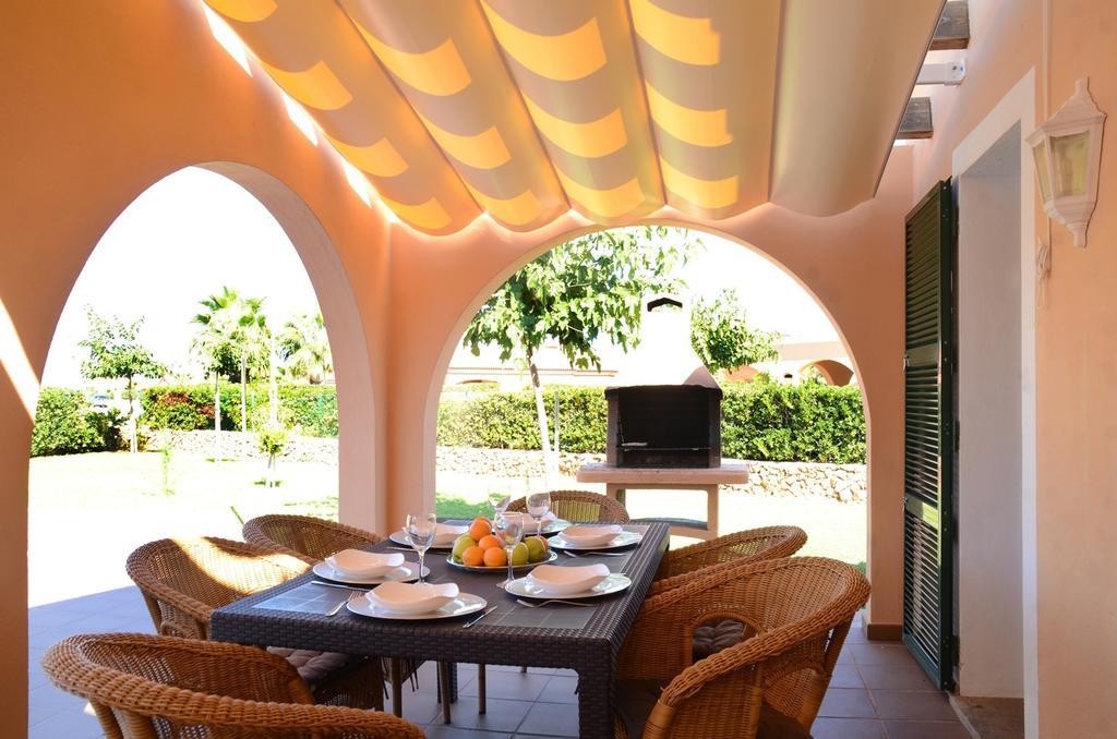 Villas Las Golondrinas Cala'N Bosch  Zimmer foto